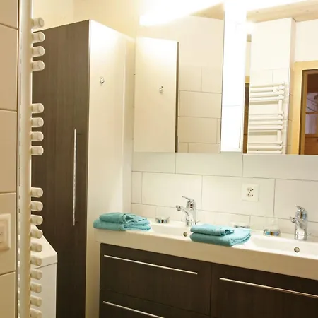 Pfander Appartement-fewo- Dusche Und Bad- Wc- 3 Schlafraeume 7-bettwohnung By Interhome Цвайзиммен